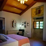 Espectacular Casona Do Cereixo No Val Minor Ποντεβέντρα